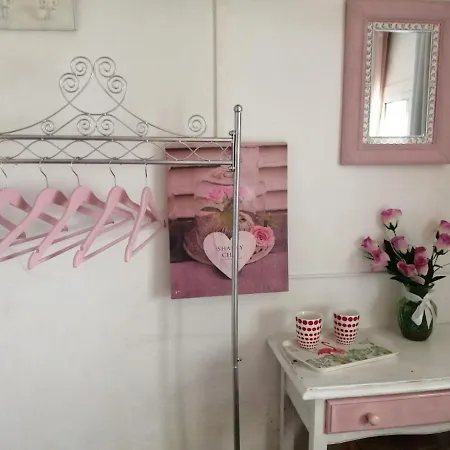 H Juan Гостевой дом Марбелья