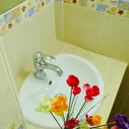 Гостевой дом H Juan 2*