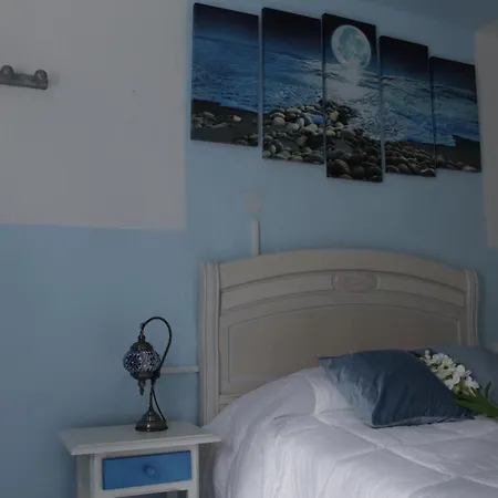 H Juan Guest house