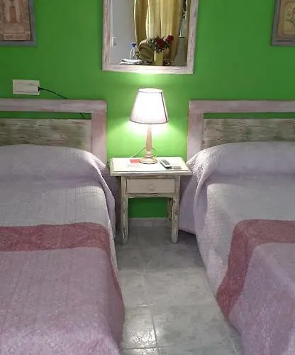 H Juan 게스트하우스