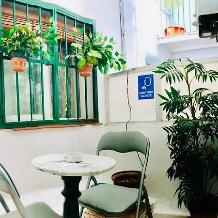 H Juan Affittacamere 2*